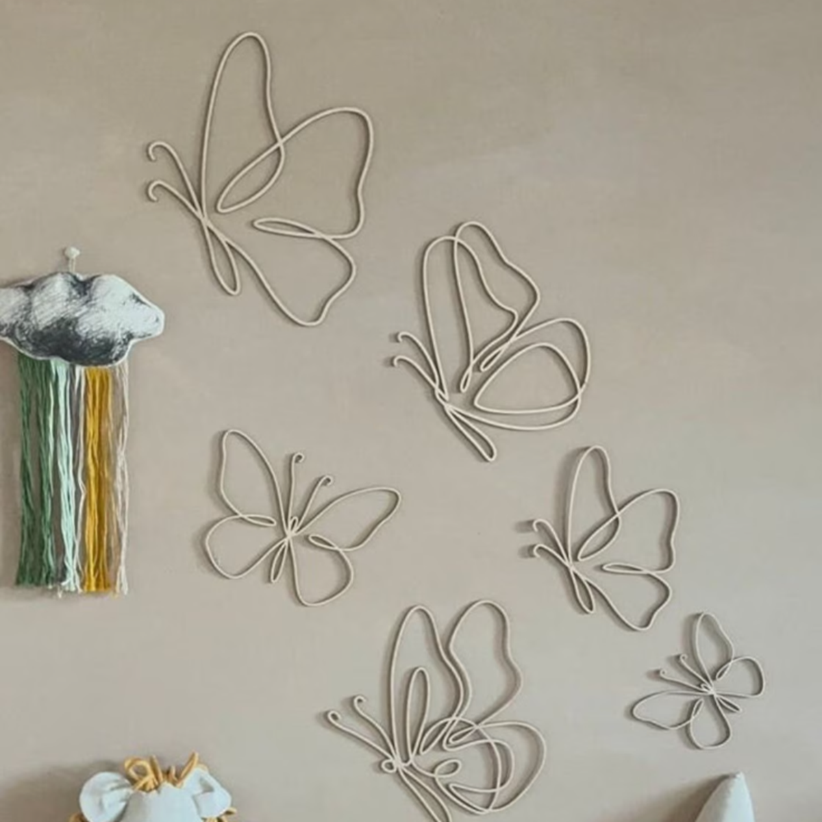 Set of 6 Wooden Wall Butterfli - đánh giá và giá Baby Nursery Needs